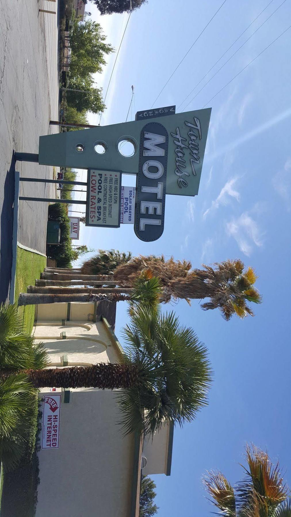 Town House Motel ランカスター エクステリア 写真